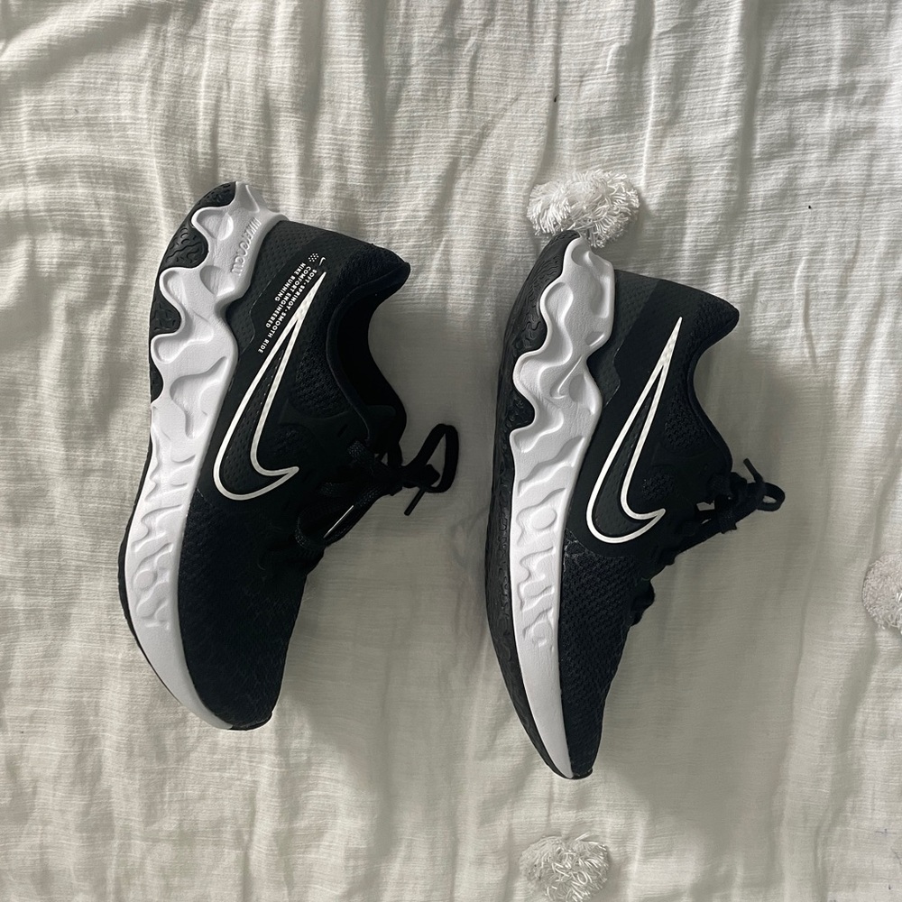 Nike Women’s Renew Ride 3 Running Shoes - Size 6